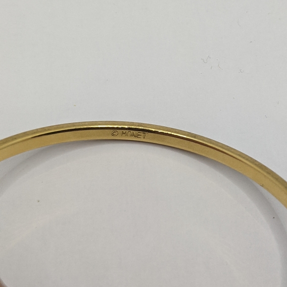 Set of Monet bangles, blue and red - Picture 9 of 13